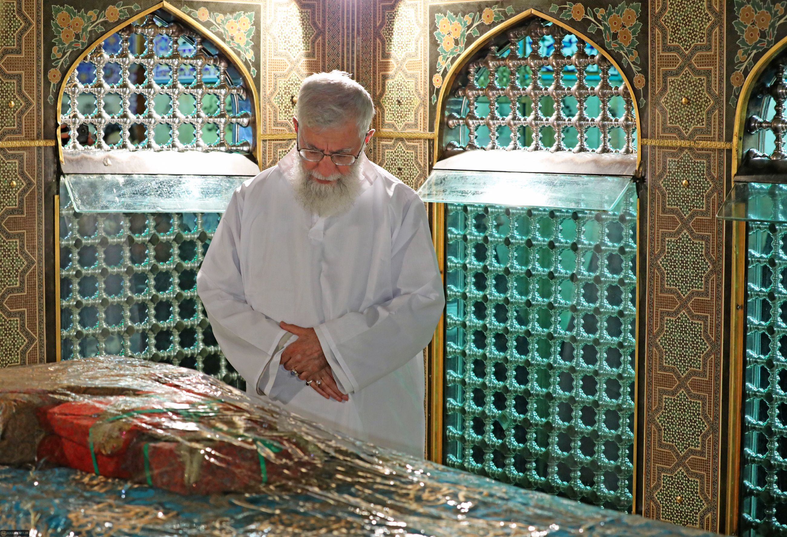 امتحانات دانشگاه‌ها به‌دلیل مراسم تشییع جنازه خامنه‌ای به تعویق افتاد