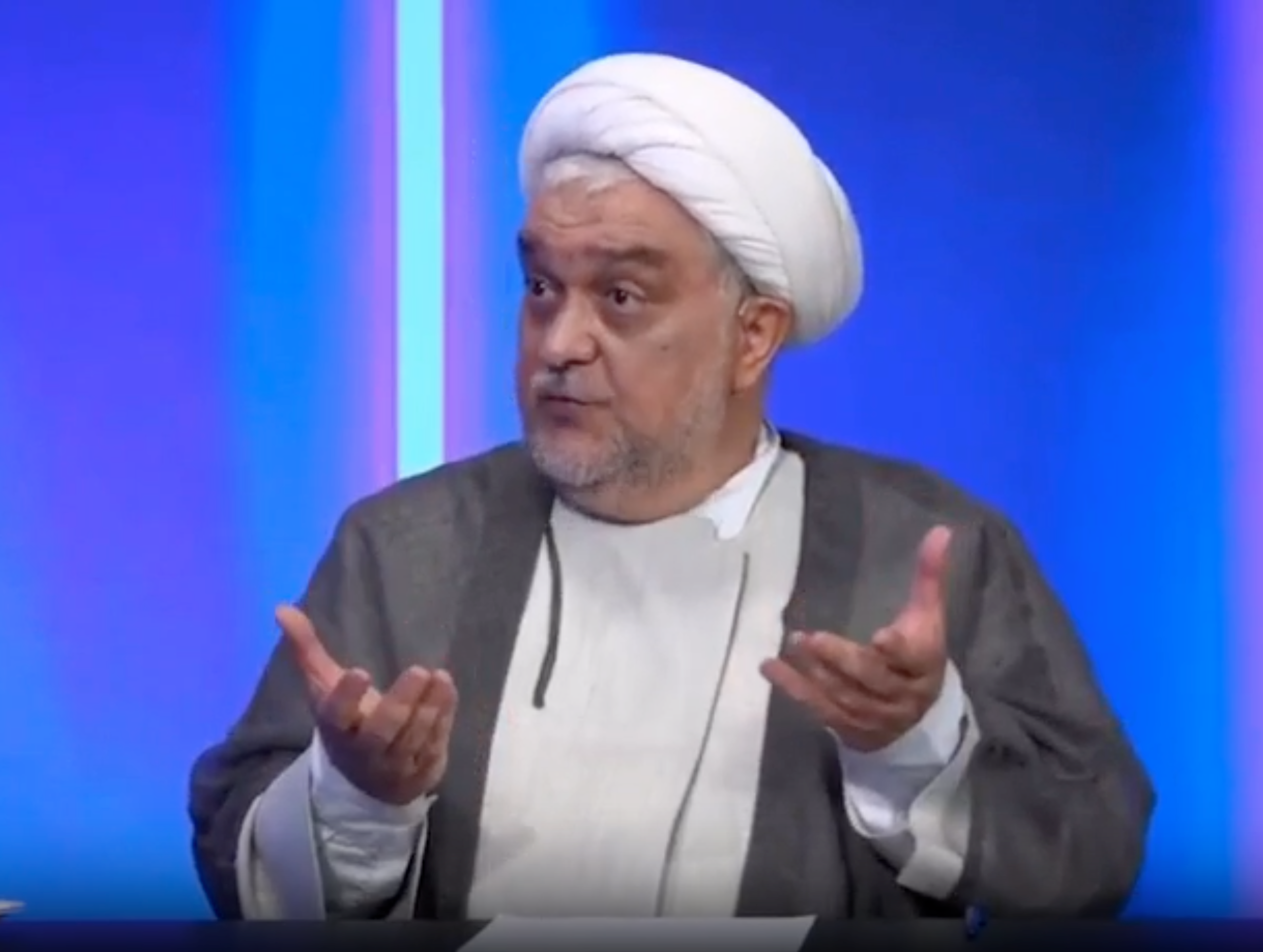 مستشار أحمدي نجاد يكشف:القاضي منصوري لم ينتحر بل تم خنقه ثم رميه إلى الأسفل