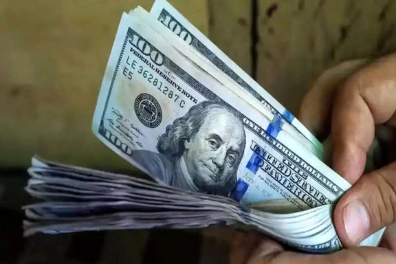 بهای دلار در بازار آزاد از ۷۴ هزار تومان عبور کرد