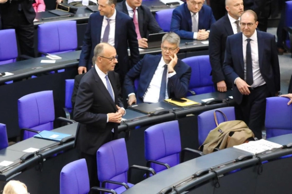 فریدرش مرتس در دومین رایگیری پارلمان، صدراعظم آلمان شد