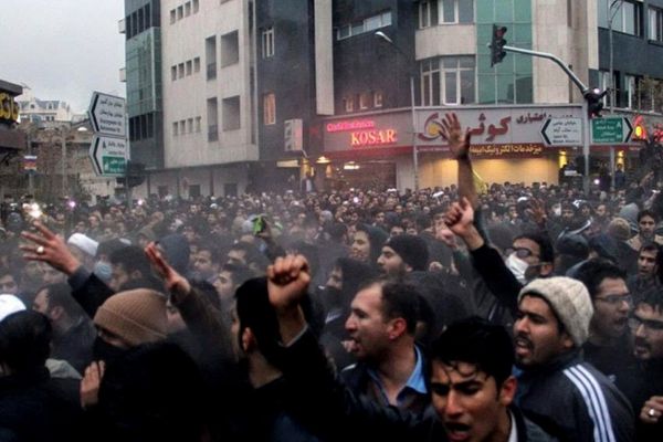 دی ۹۶؛ آغازی بر پایان توهم «اصلاح» در جمهوری اسلامی