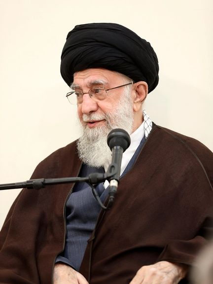 رسانه وابسته به سپاه: شناسایی و هدف قرار دادن محل استقرار خامنهای دروغ است