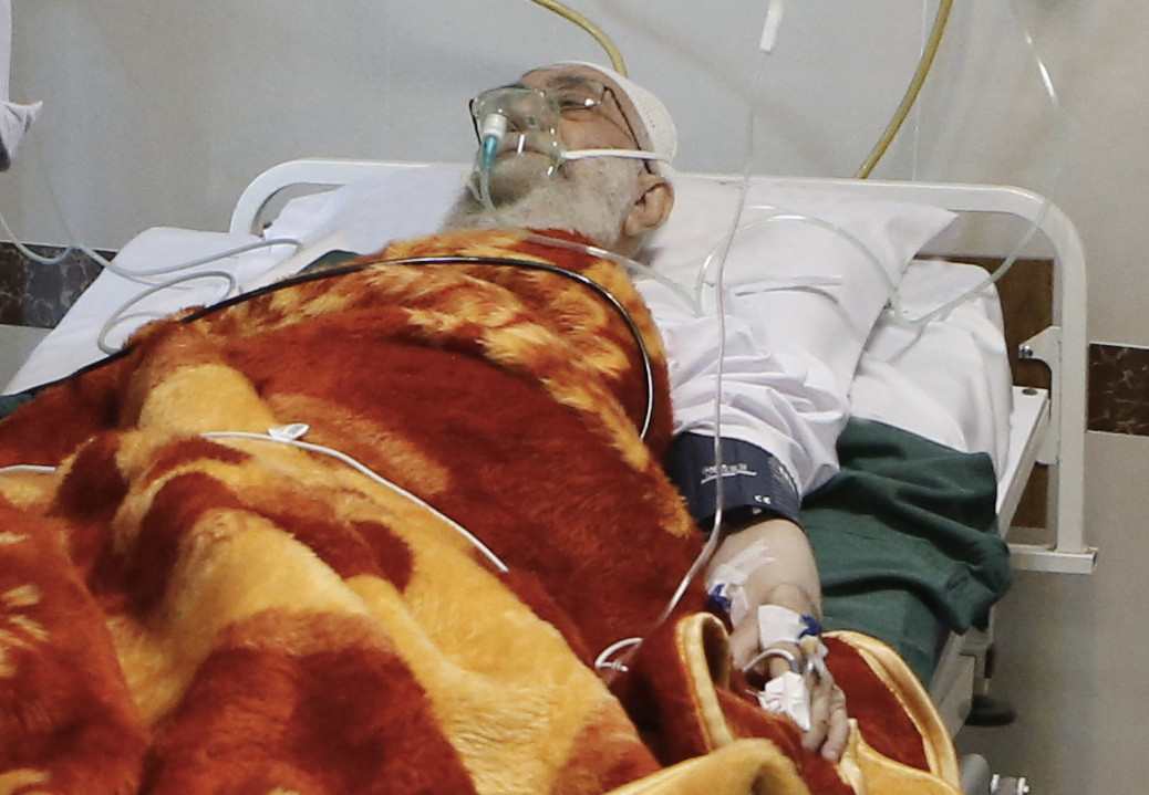 بالا گرفتن گمانه‌زنی‌ها درباره وضعیت سلامت و حیات خامنه‌ای؛ آیا او در بستر بیماری است؟