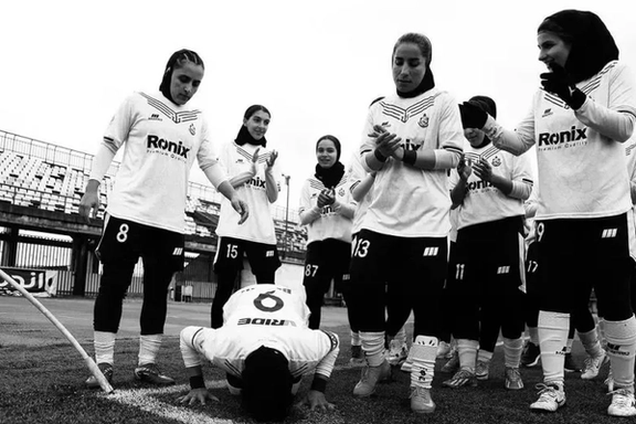 سارا قمی در واکنش به کشتار مردم از فوتبال و تیم ملی زنان خداحافظی کرد