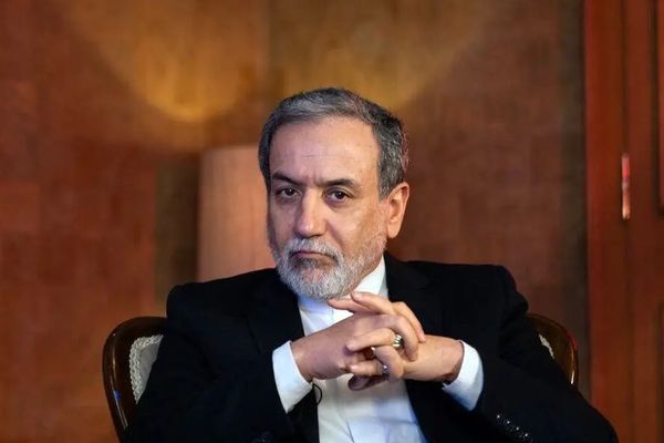 عباس عراقچی: آمریکا ناو جنگی ما را بدون هشدار قبلی هدف قرار داد