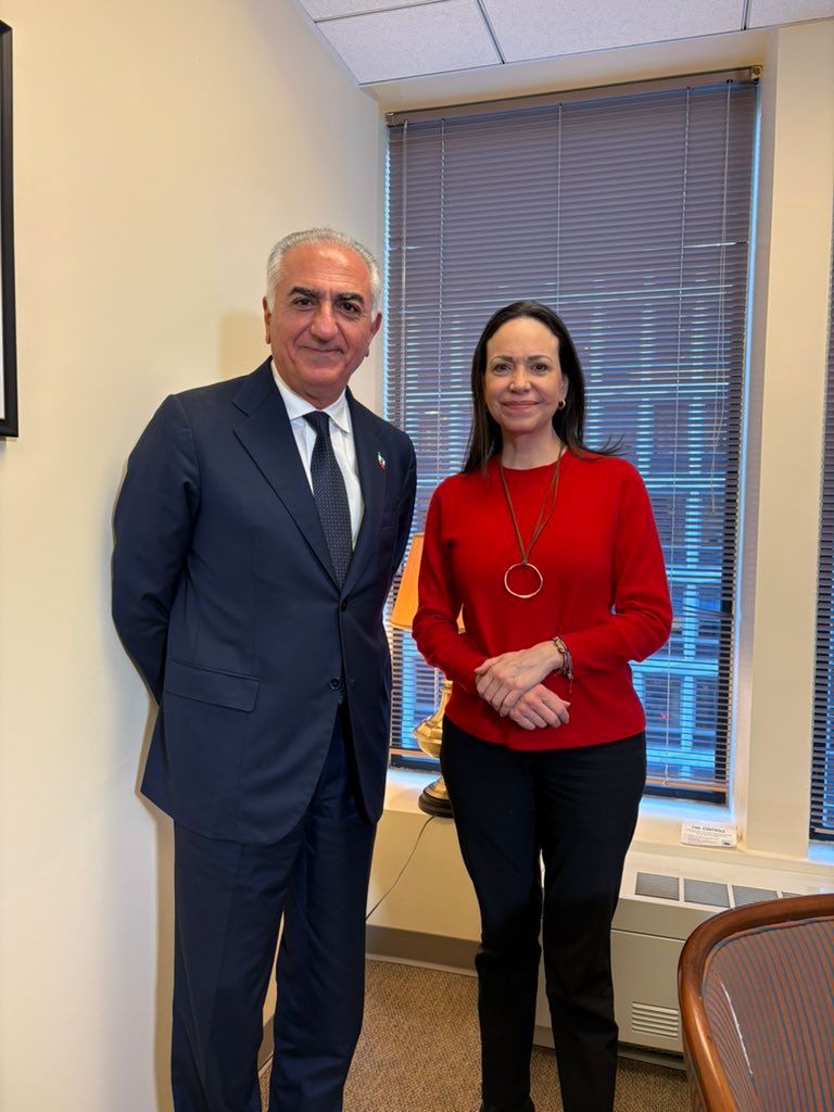 شاهزاده پهلوی پس از دیدار با ماچادو: ایران و ونزوئلای آزاد به دهه‌ها ویرانی پایان می‌دهند