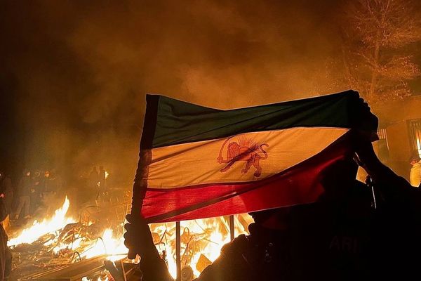 ۲۶۶ سینماگر: در کنار مردم ایران ایستادهایم