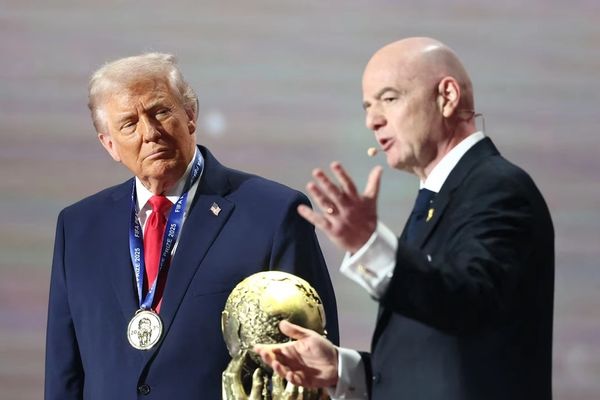 در پی پناهندگی ۵ ملیپوش زنان؛ فدراسیون فوتبال از فیفا خواست جلوی دخالت ترامپ را بگیرد