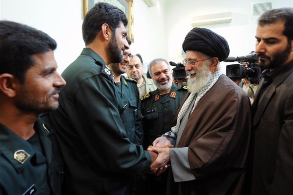 Iranians draw a parallel between Syria events and situation at home