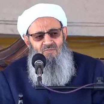 خطيب أهل السنة في إيران: إنفاق الأموال على الشعب أولى من إهدارها على دول أخرى