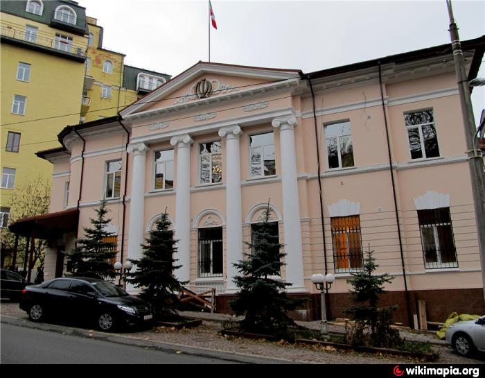 Tehran’s Embassy In Kiev Asks Iranian Nationals To Leave Ukraine 