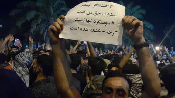 ۶۲ زندانی سیاسی سابق درباره شرایط سخت نگهداری بازداشتیهای اعتراضات خوزستان هشدار دادند