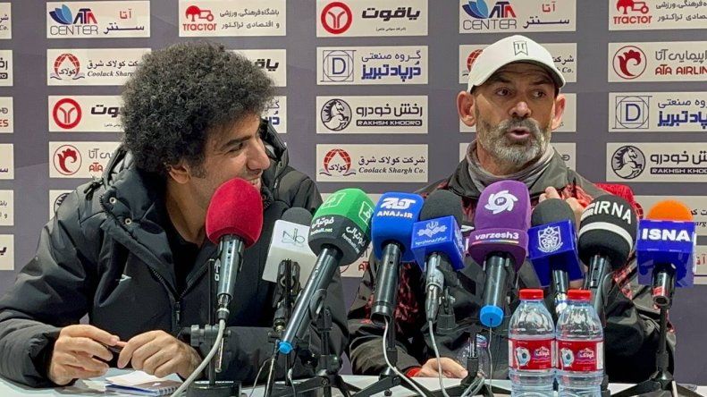 بازگشت پاکو خمز به نشست‌های مطبوعاتی: بازی بعد شما روی نیمکت بنشینید ببینم چه می‌کنید!