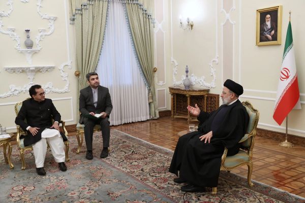 Iran, Pakistan Return Ambassadors Shortly After Border Tensions