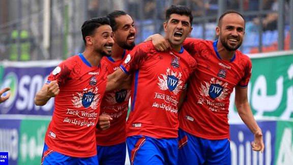 دبیرکل فدراسیون فوتبال اعلام کرد: باشگاه نساجی مجوز حرفهای گرفت