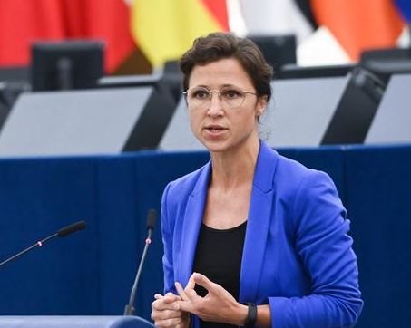 نماینده آلمان در پارلمان اروپا:باید درباره کشتار معترضان سیستان و بلوچستان آگاهیرسانی شود