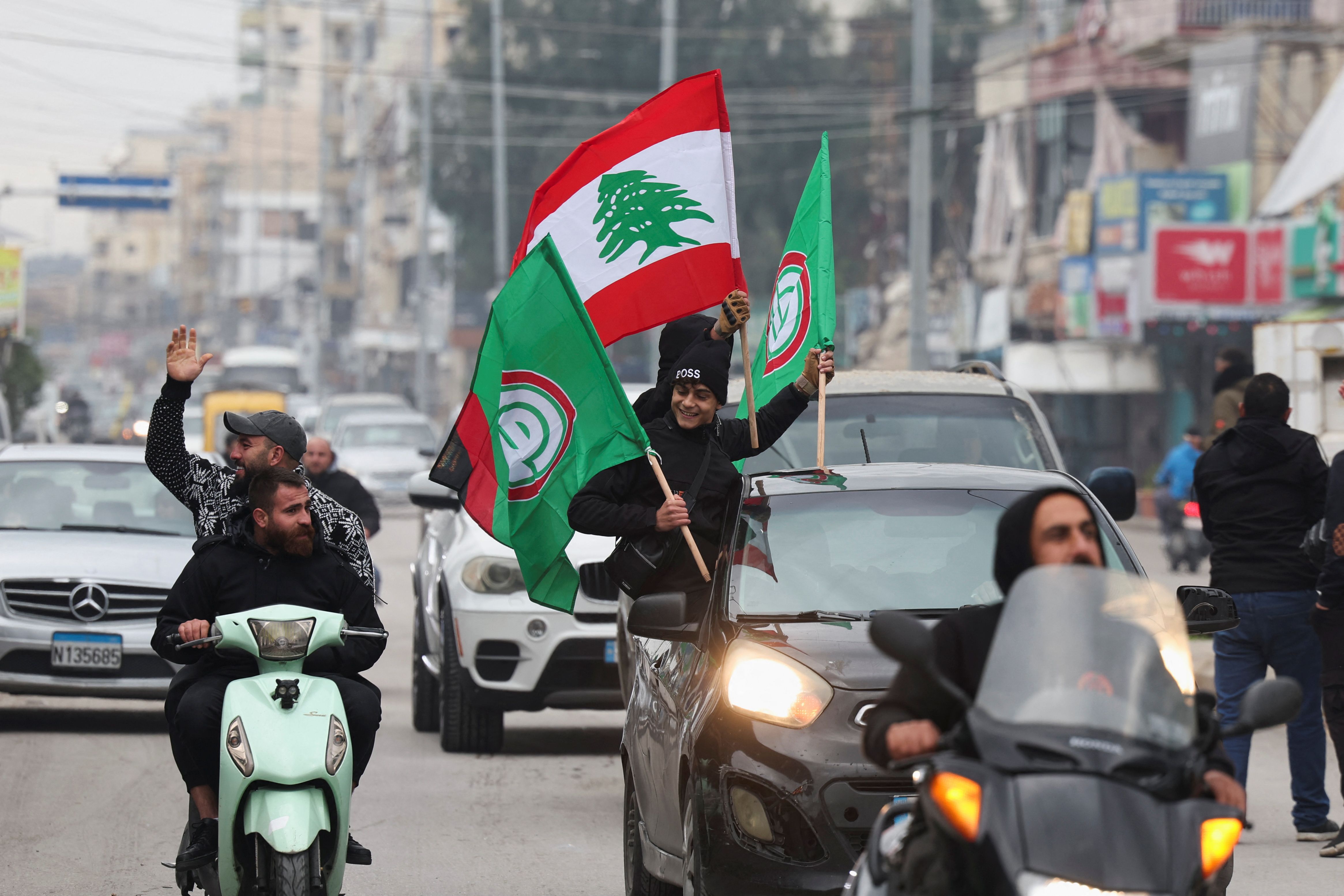 آورگان لبنانی در حال بازگشت به جنوب این کشور