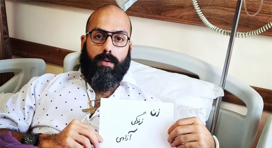 خالد پیرزاده، زندانی سیاسی، از زندان اوین به بیمارستان منتقل شده است