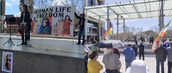 تجمع ایرانیان استرالیا در سومین سالگرد جنبش «زن، زندگی، آزادی»