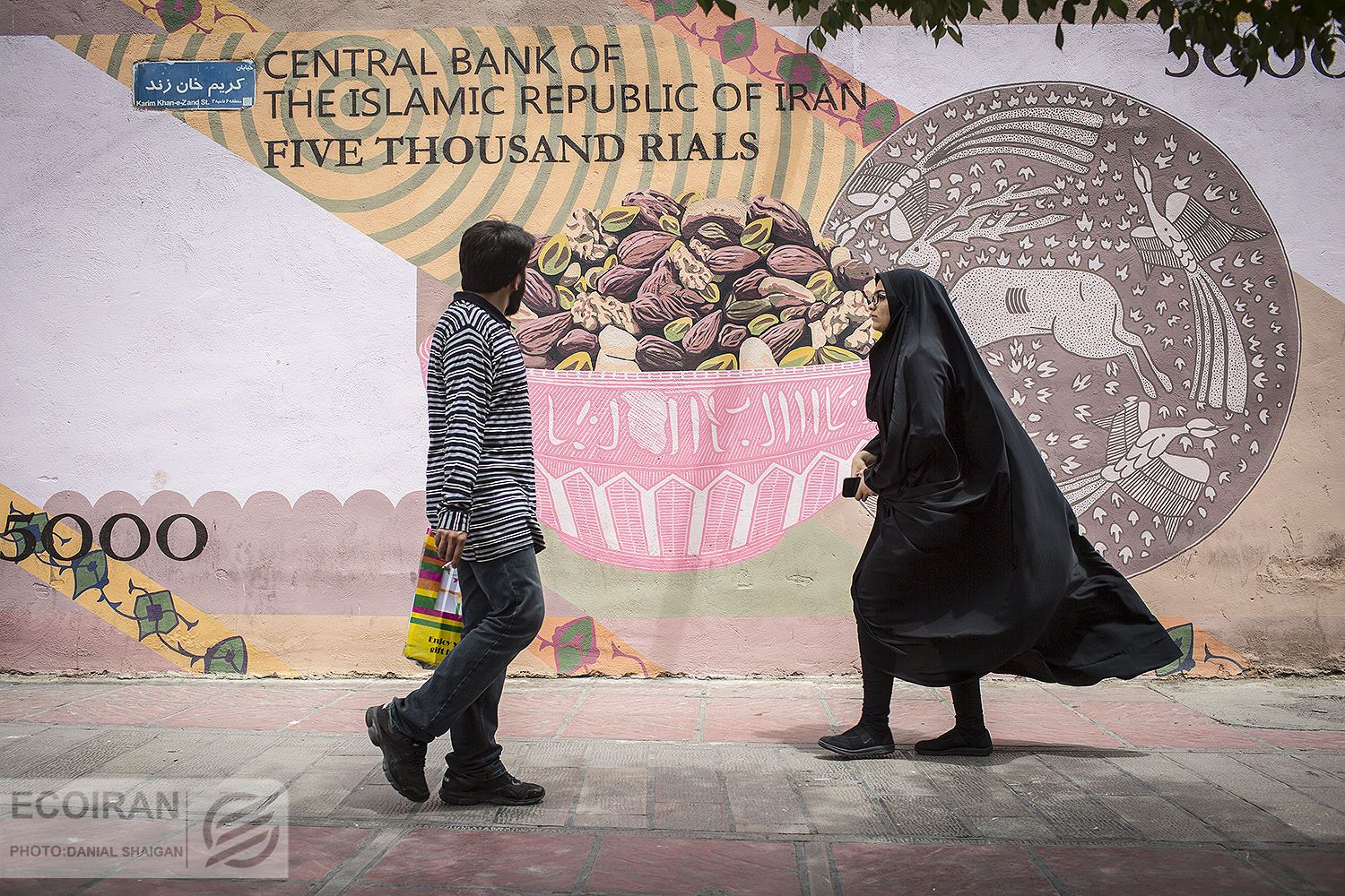 Parliament Admits Iran’s Economic Limbo Will Exacerbate Poverty 