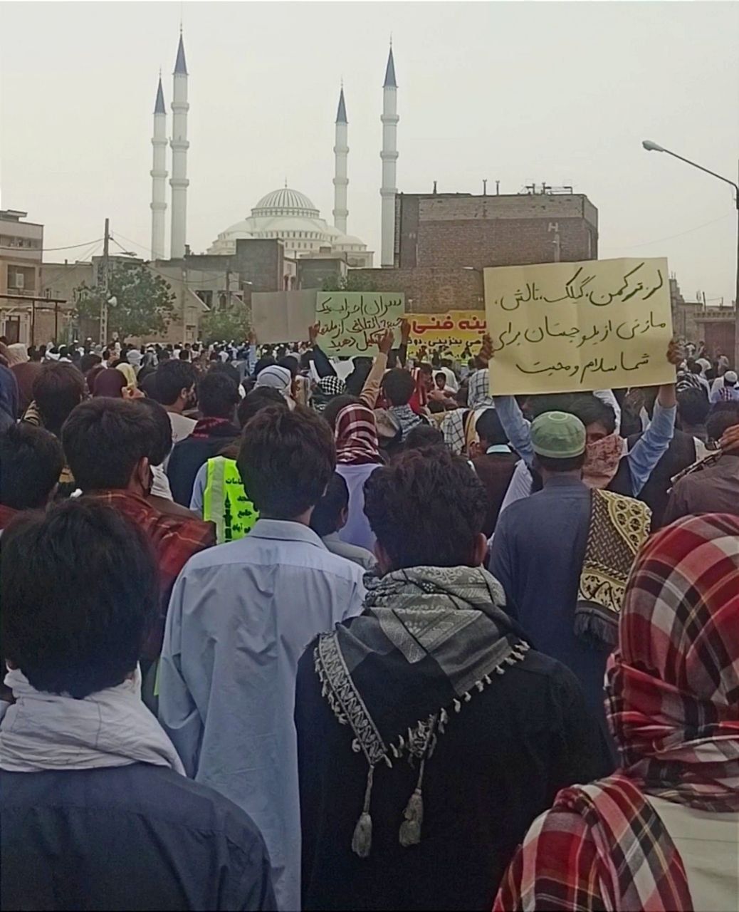 سی‌وششمین جمعه خشم و اعتراض مردم زاهدان؛ شهروندان با دعوت به اتحاد برای آزادی تجمع کردند