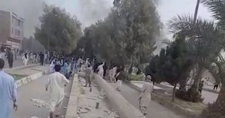 Protests Death Toll Rises To 304; Tehran Youths Call For More Demos 