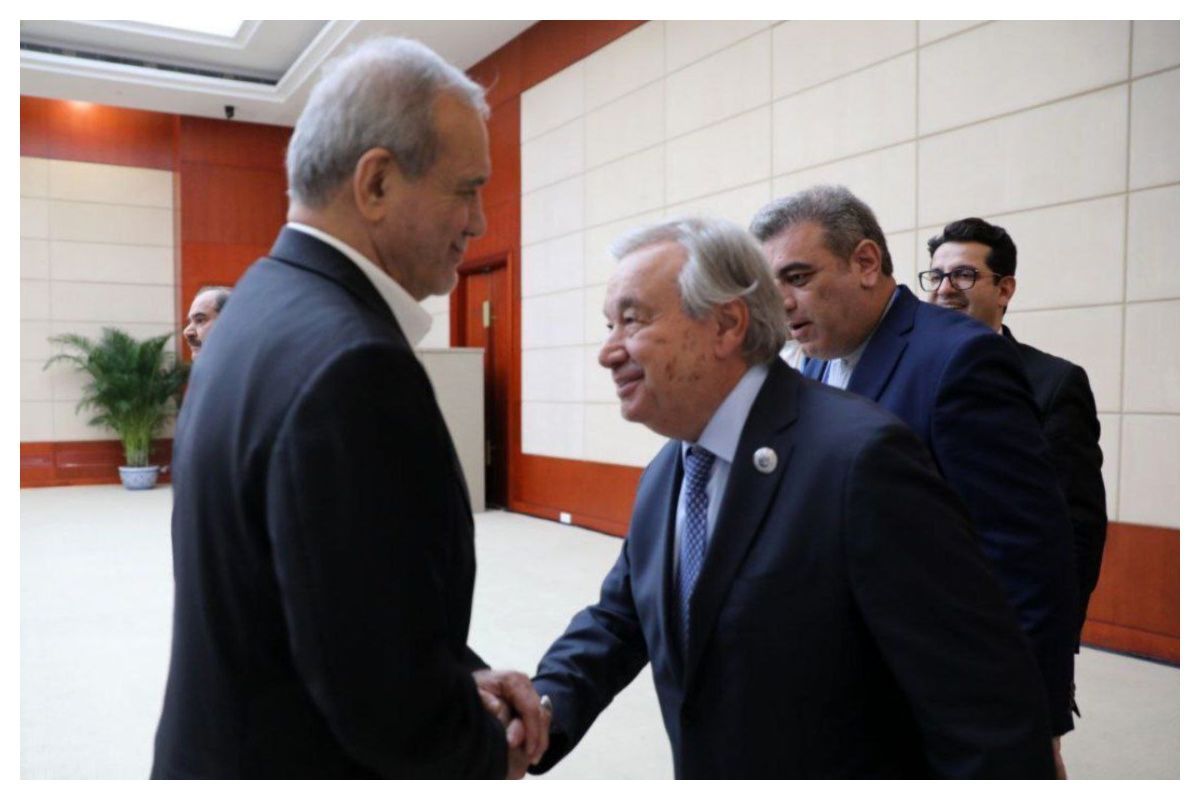 وزیر انرژی اسرائیل: دبیرکل سازمان ملل با لبخند به رییس دولت تروریستی ایران چاپلوسی می‌کند