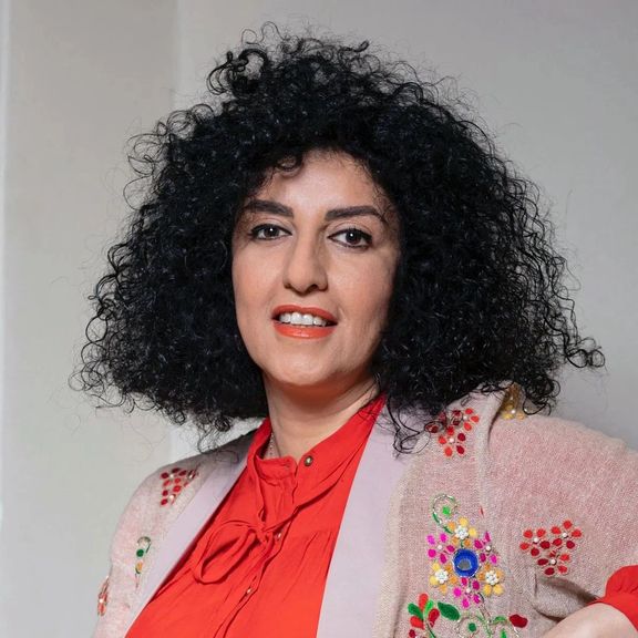 الحكم بسجن الناشطة الإيرانية نرجس محمدي 7 سنوات ونصف ومنعها من مغادرة البلاد