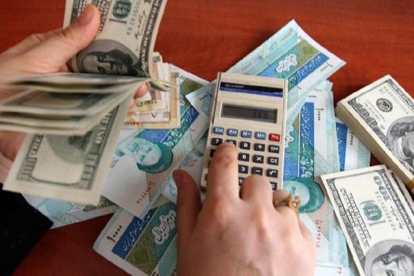 As Iran’s Currency Sinks, Markets Brace For Higher Inflation