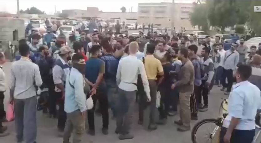 کارگران پالایشگاه آبادان هم در همبستگی با خیزش سراسری ایرانیان دست به اعتصاب و تجمع زدند