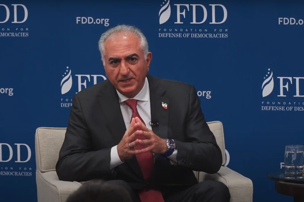 Exiled prince rejects military attack on Iran, calls for empowering people