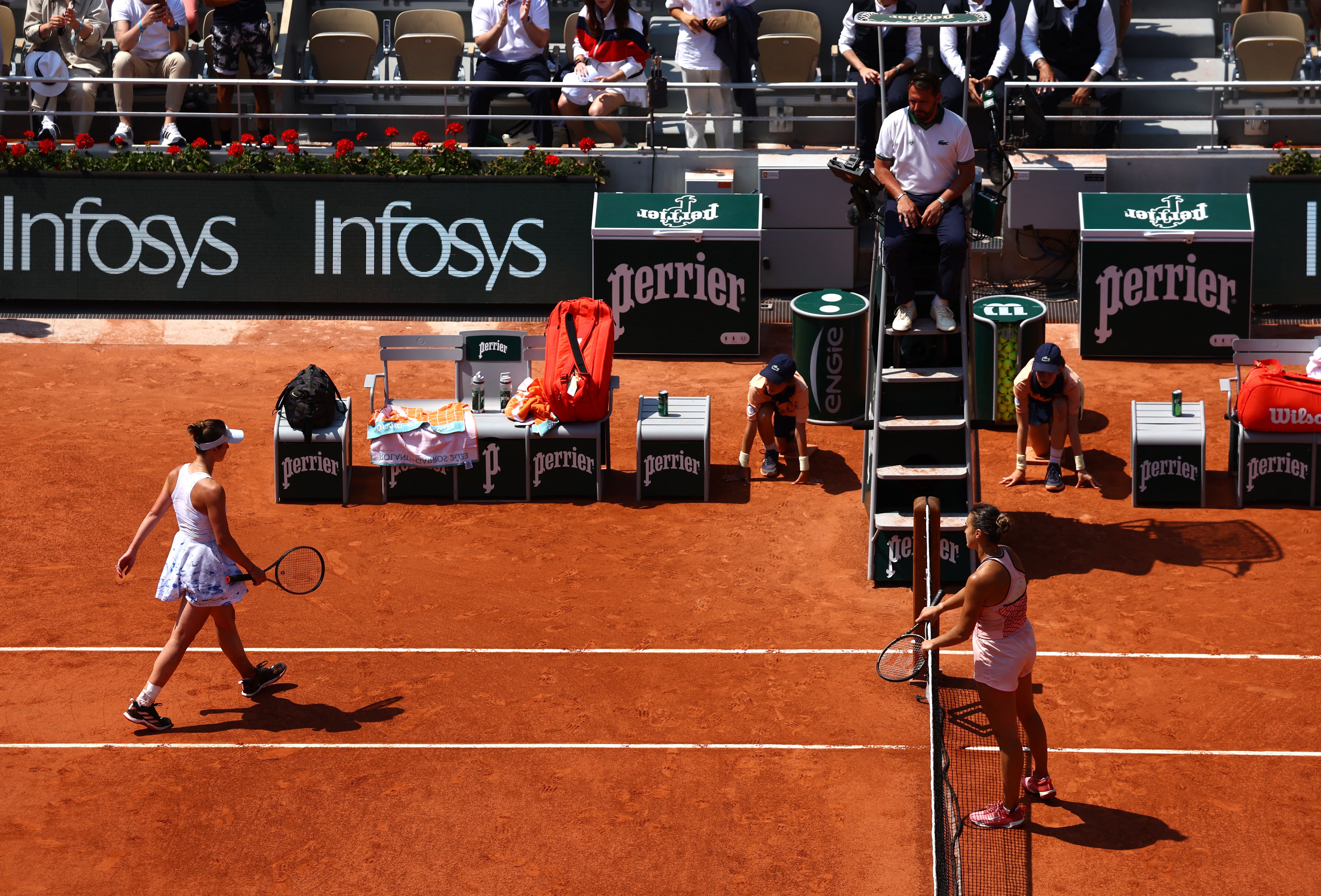 جنگ اوکراین؛ دست ندادن تنیسور اوکراینی با زن شماره دو تنیس جهان