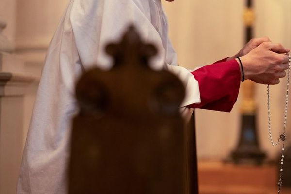 مسیحیان ایرانی در آمریکا برای تغییر حکومت در ایران دعا میکنند