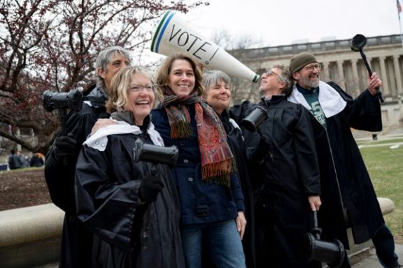 شکست ترامپ و ماسک در ویسکانسین؛ براساس آخرین برآوردها قاضی لیبرال به دادگاه عالی راه یافت