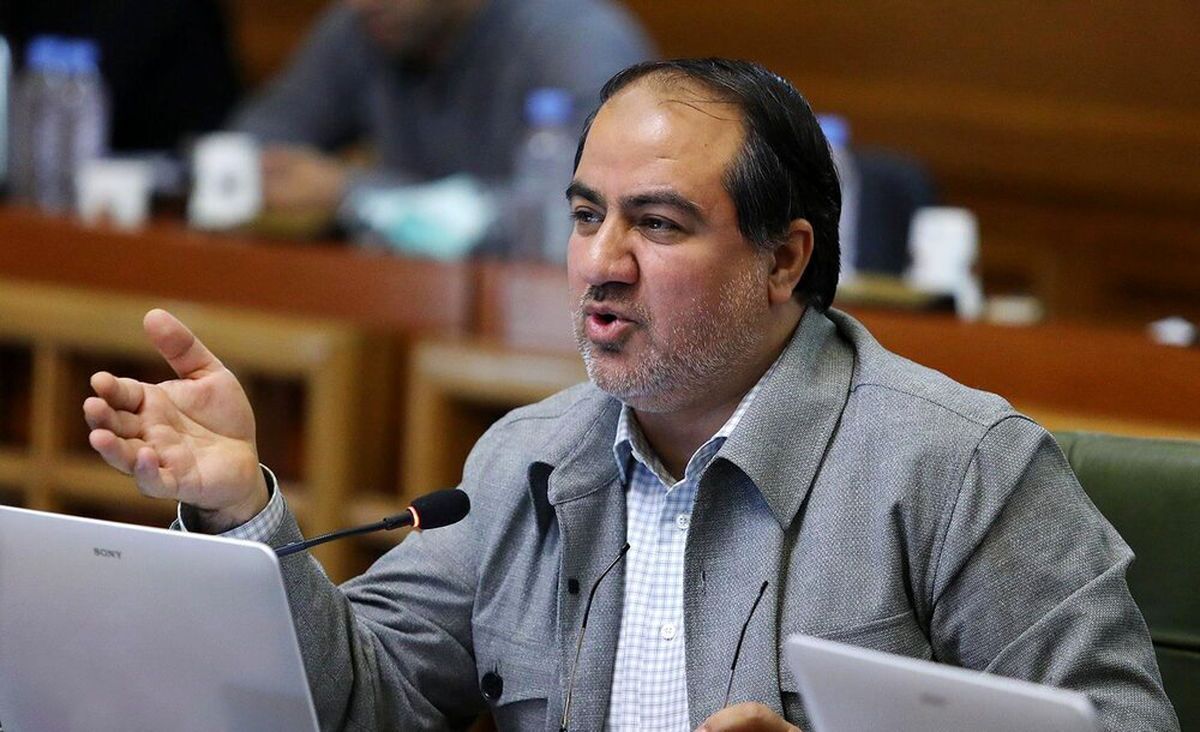 Habib Kashani, a member of the Tehran City Council's Transparency Committee