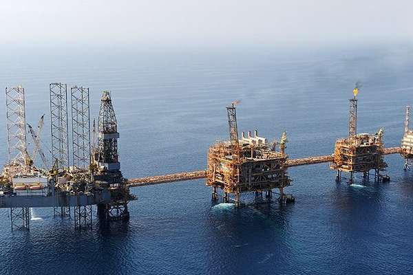 Qatar Signs $10B Contract To Develop Gas Field Shared With Iran