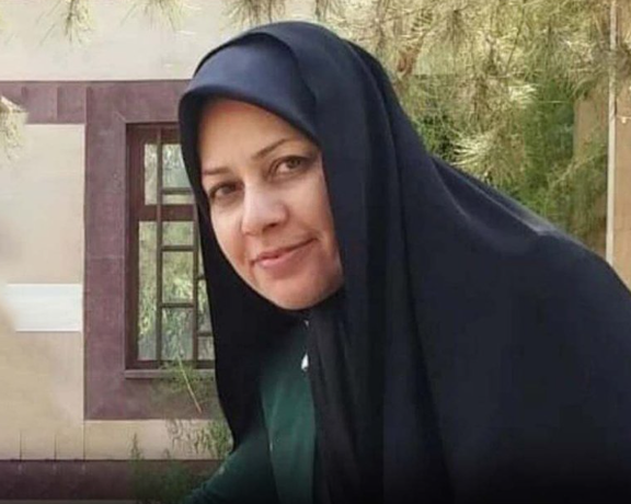 سایت هرانا: فریده مرادخانی، خواهرزاده علی خامنهای در زندان دست به اعتصاب غذا زده است