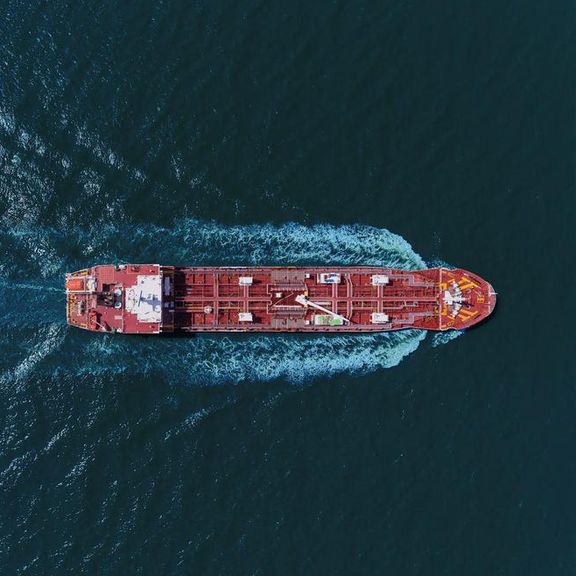 آسوشیتد پرس: آمریکا دو نفتکش مشکوک به انتقال نفت ایران را توقیف کرد