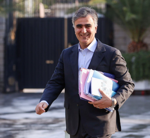 محمدرضا فرزین، رئیس پیشین بانک مرکزی، دستیار ویژه اقتصادی پزشکیان شد