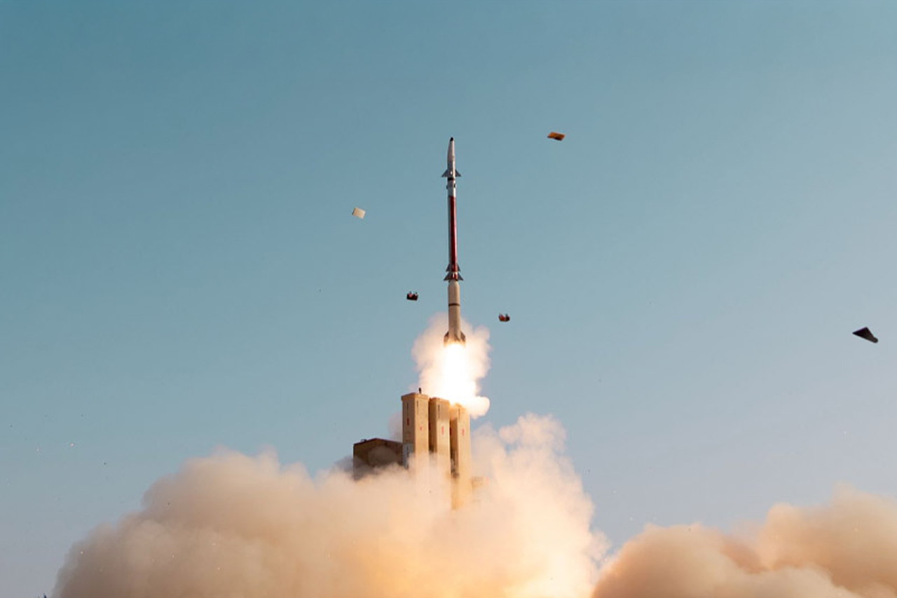 اسرائیل سامانه‌ «فلاخن داوود» را برای رهگیری موشک‌ها آزمایش کرد