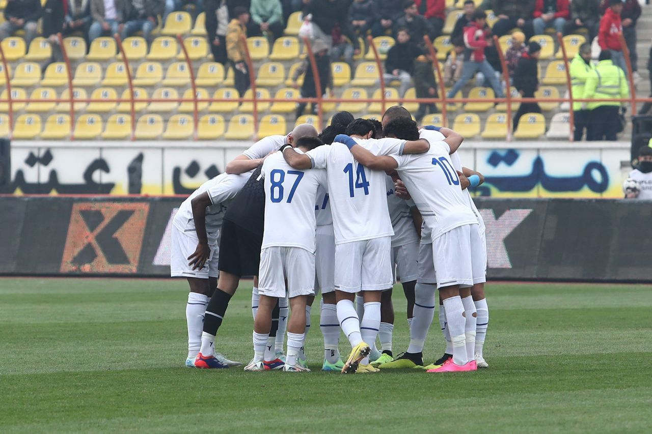 نماینده دشتستان: من علیه استقلال نیستم، پول نفت و گاز خاصیتی برای مردم بوشهر نداشته