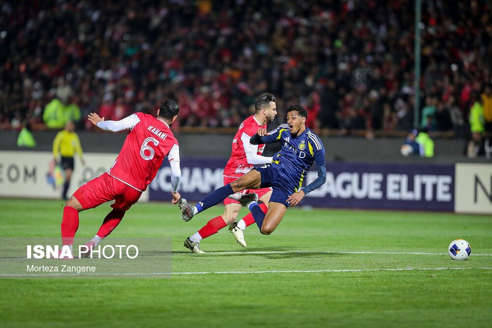 رفیعی در مقایسه فوتبال ایران و عربستان سعودی؛ در همه چیز عقبیم، به زودی آماتور می‌شویم