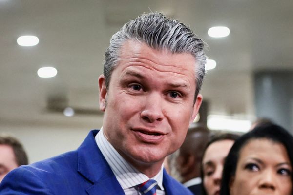 وزیر جنگ آمریکا: برای اجرای هر دستوری در مورد جمهوری اسلامی آمادهایم