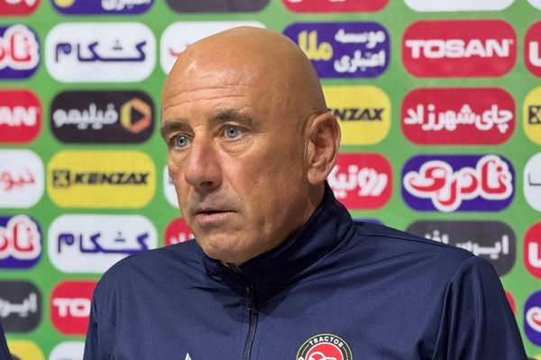 بهدنبال هشدار کشورهای اروپایی: دستیاران خارجی اسکوچیچ از تراکتور جدا شدند