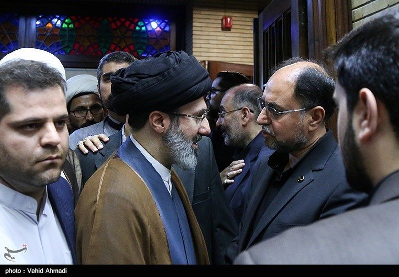 از وحید حقانیان، عضو ارشد بیت خامنه‌ای که در انتخابات وارد شده، چه می‌دانیم؟