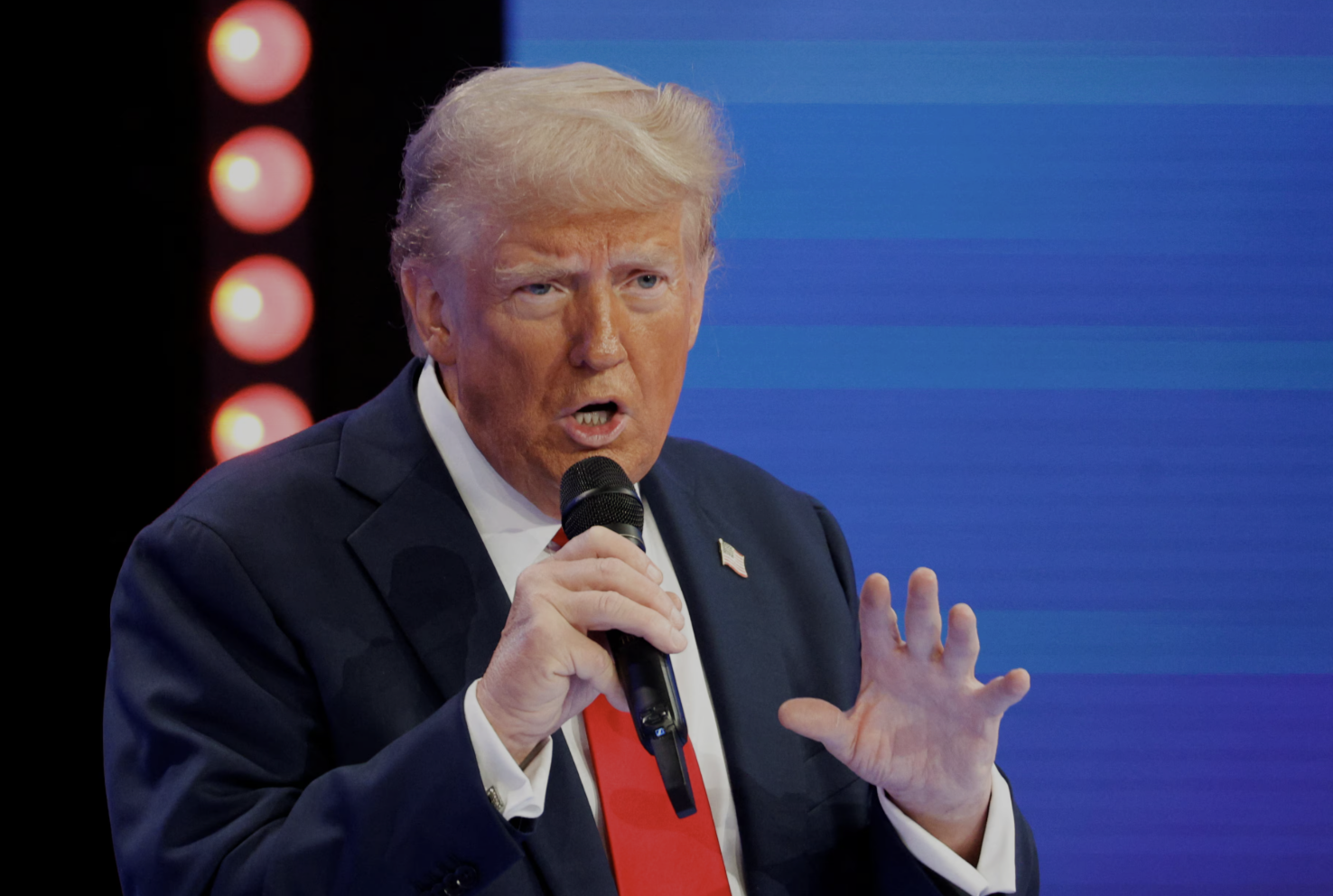 آکسیوس: ترامپ در محافل خصوصی از بن‌بست در مذاکرات روسیه و اوکراین ابراز خشم کرده بود