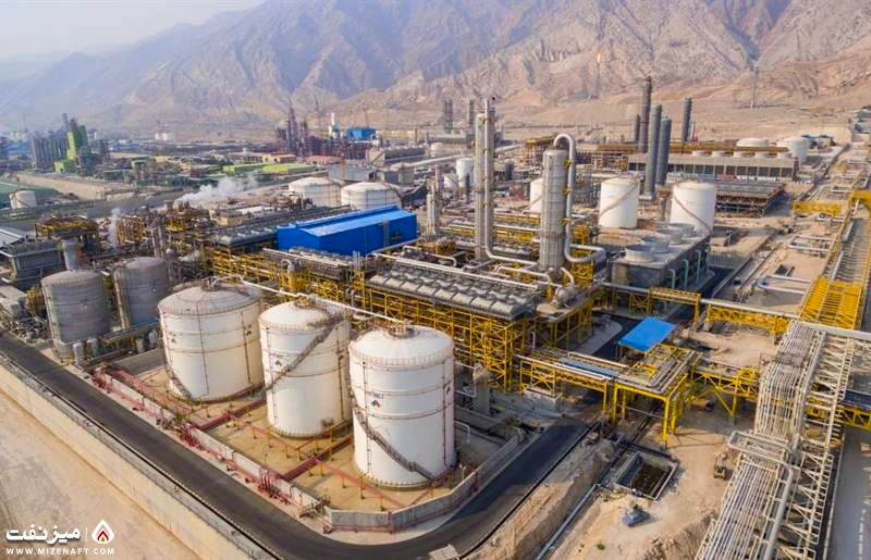 فایننشال تایمز: حکومت ایران برای دور زدن تحریم‌ها از دو بانک در بریتانیا استفاده کرده