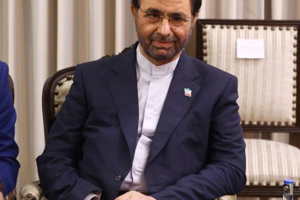 برلماني إيراني ينفي استخدام "العدو" لكاميرات الشوارع في اغتيال المسؤولين