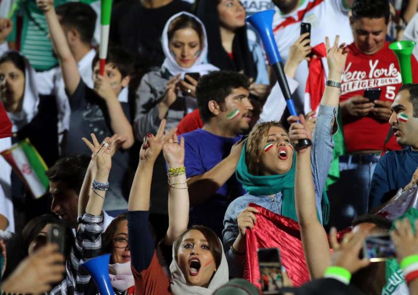 گذار زنان از نقش سنتی در خانواده