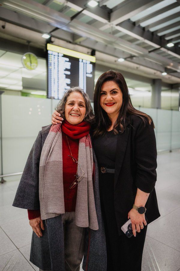 ناهید تقوی، زندانی دوتابعیتی ایرانی-آلمانی، پس از آزادی به آلمان بازگشت